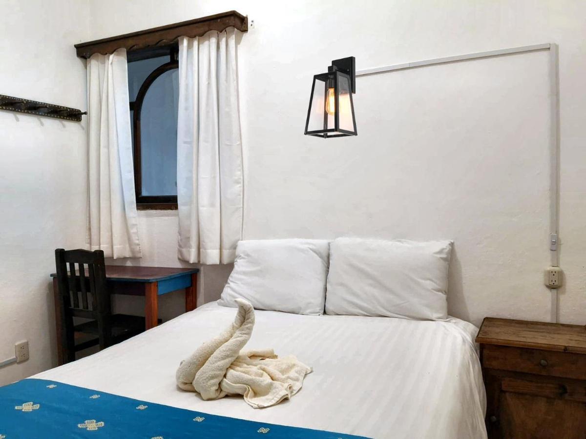 Hotel Dugelay San Cristobal de las Casas Exterior photo